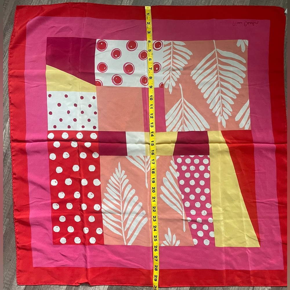 Pierre Cardin Vintage Silk Signed Scarf 30x30 Pink Red Orange Scarf Top - Picture 12 of 12